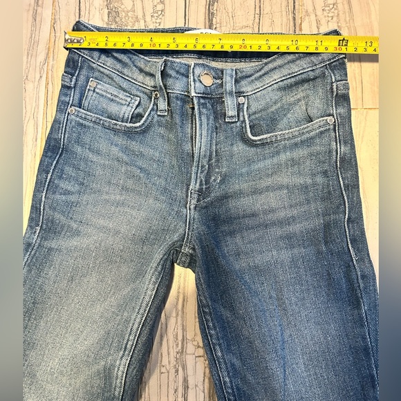 Marciano Mid Rise Skinny Jeans - Picture 6 of 12